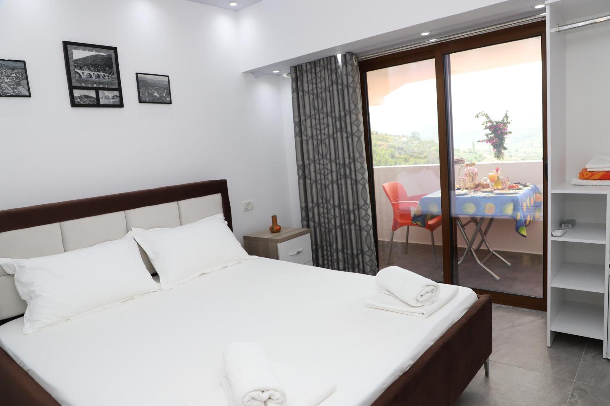 Vila Toska เบราท ภายนอก รูปภาพ